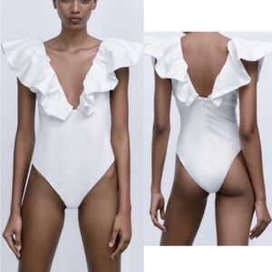 Zara NWOT white plunging v-neck ruffle bodysuit